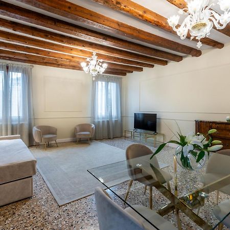 San Vio Palace Luxury Apartments Venetië Buitenkant foto