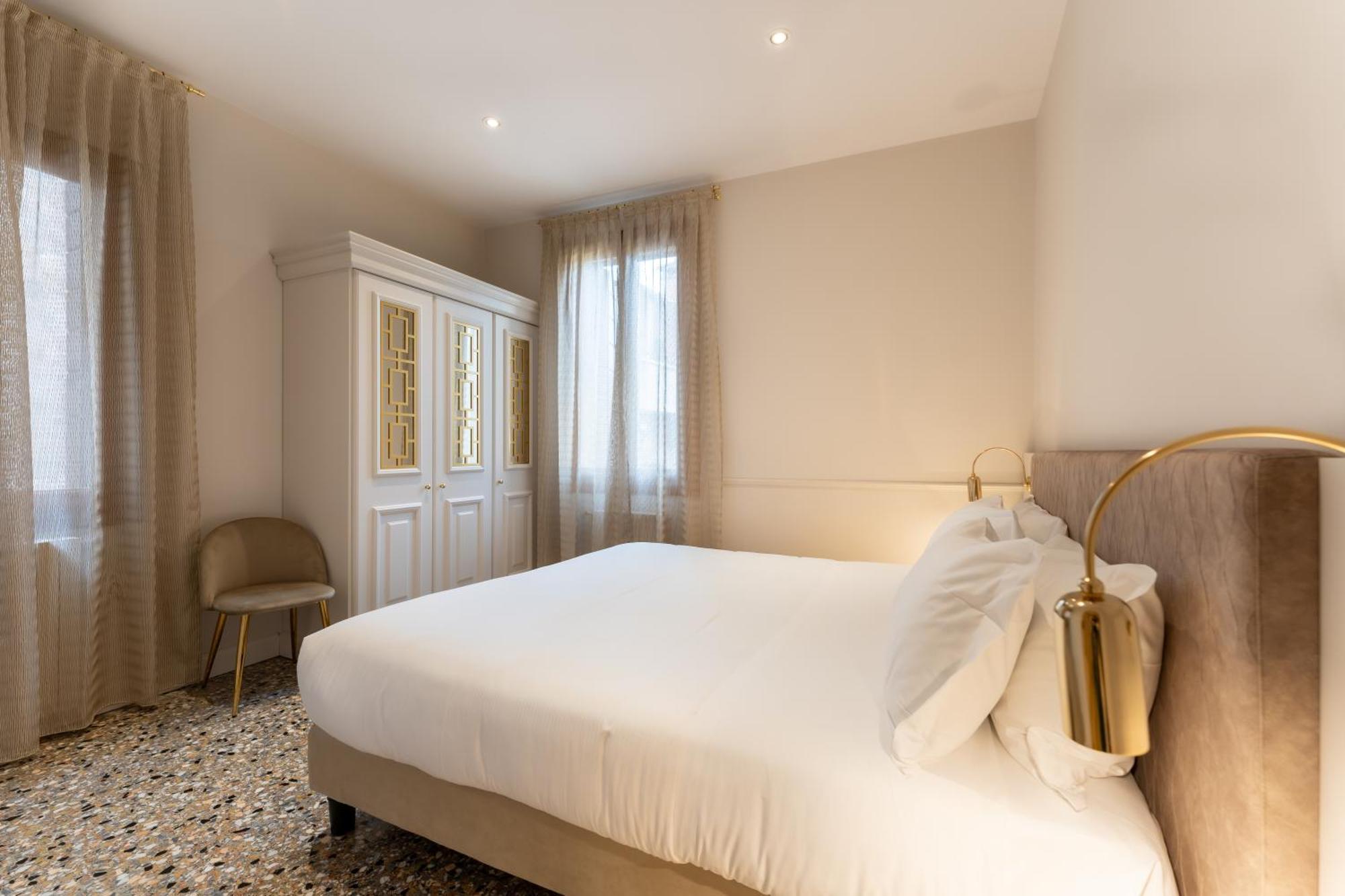 San Vio Palace Luxury Apartments Venetië Buitenkant foto
