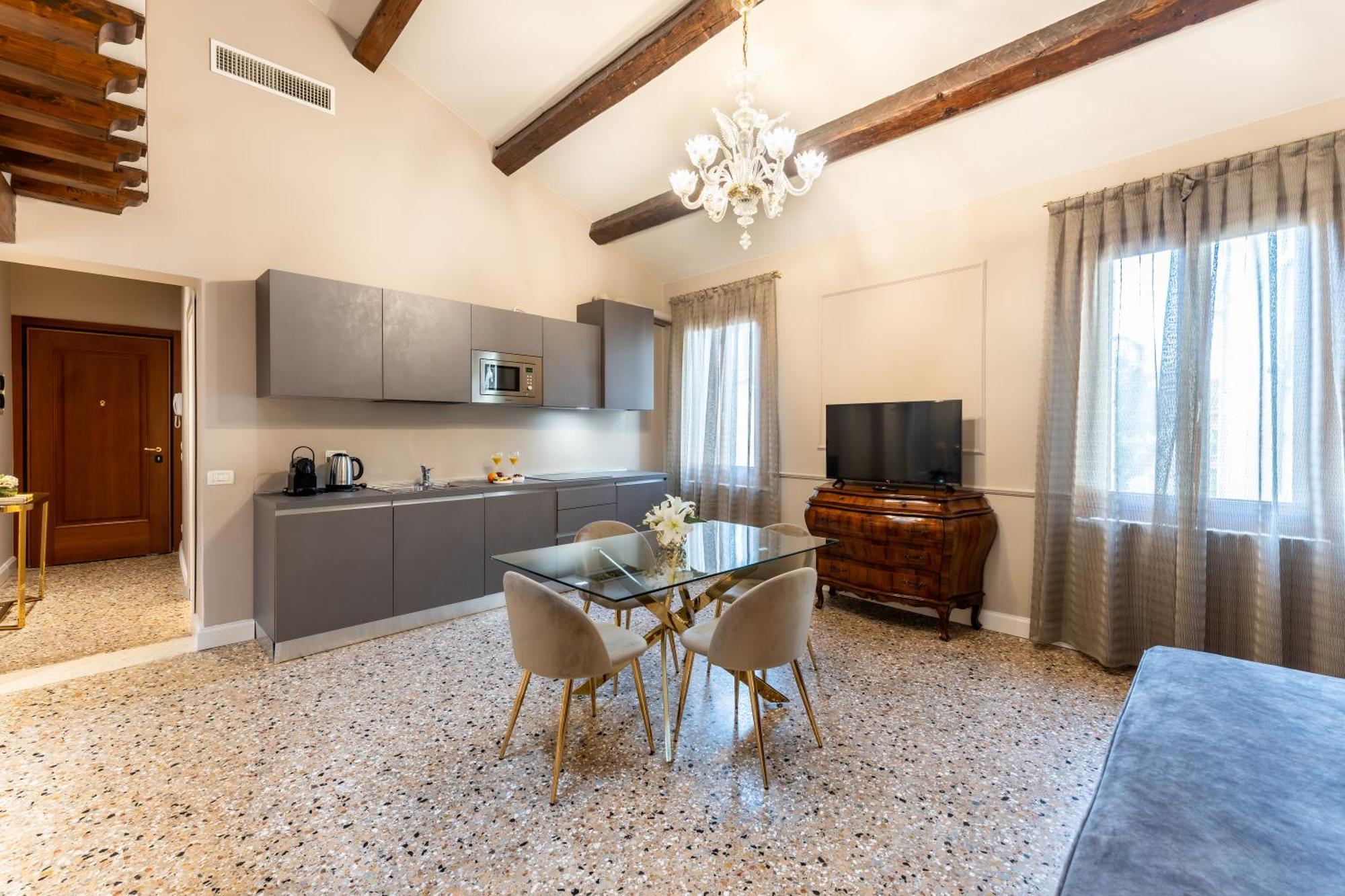 San Vio Palace Luxury Apartments Venetië Buitenkant foto
