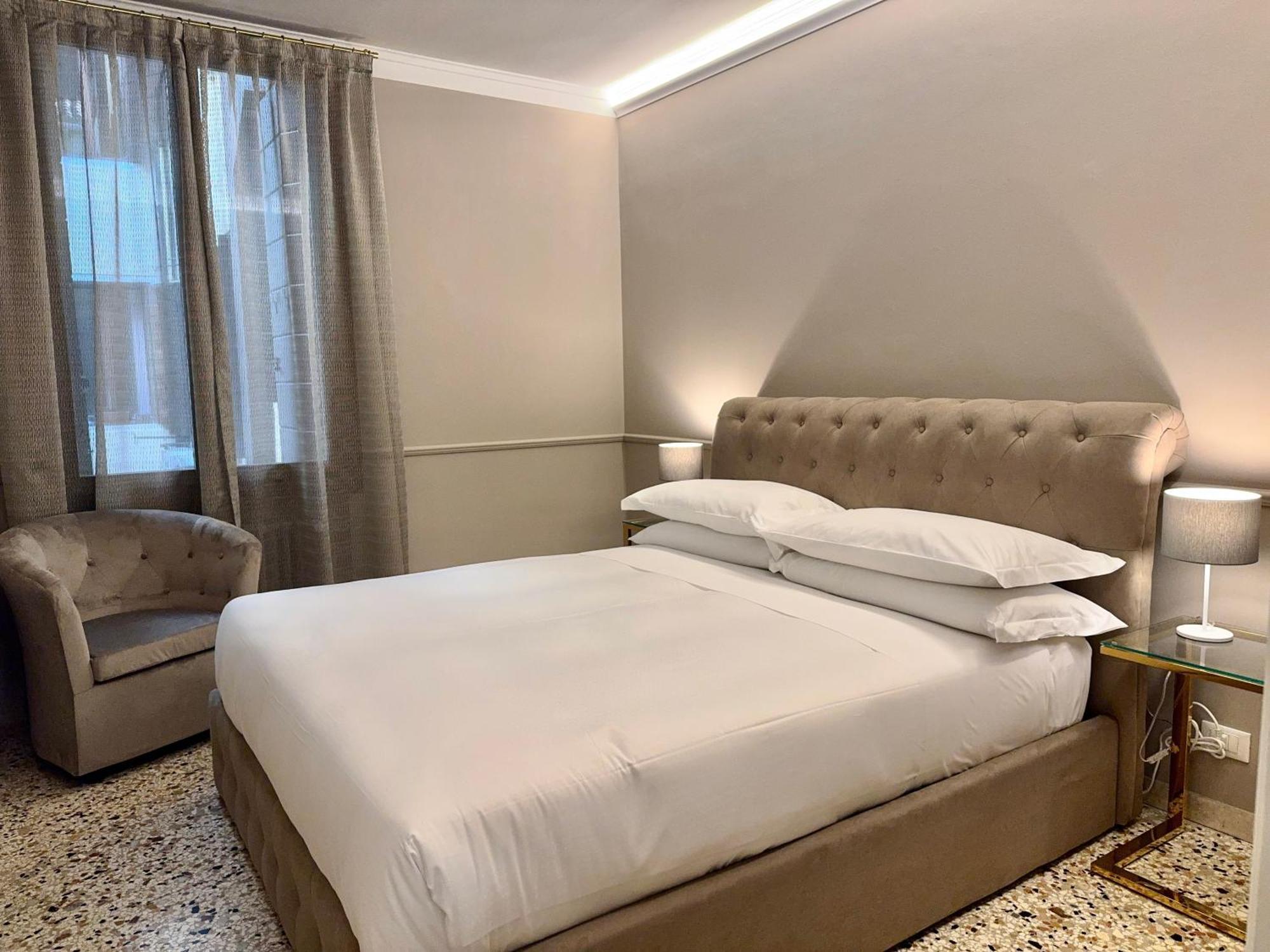 San Vio Palace Luxury Apartments Venetië Buitenkant foto