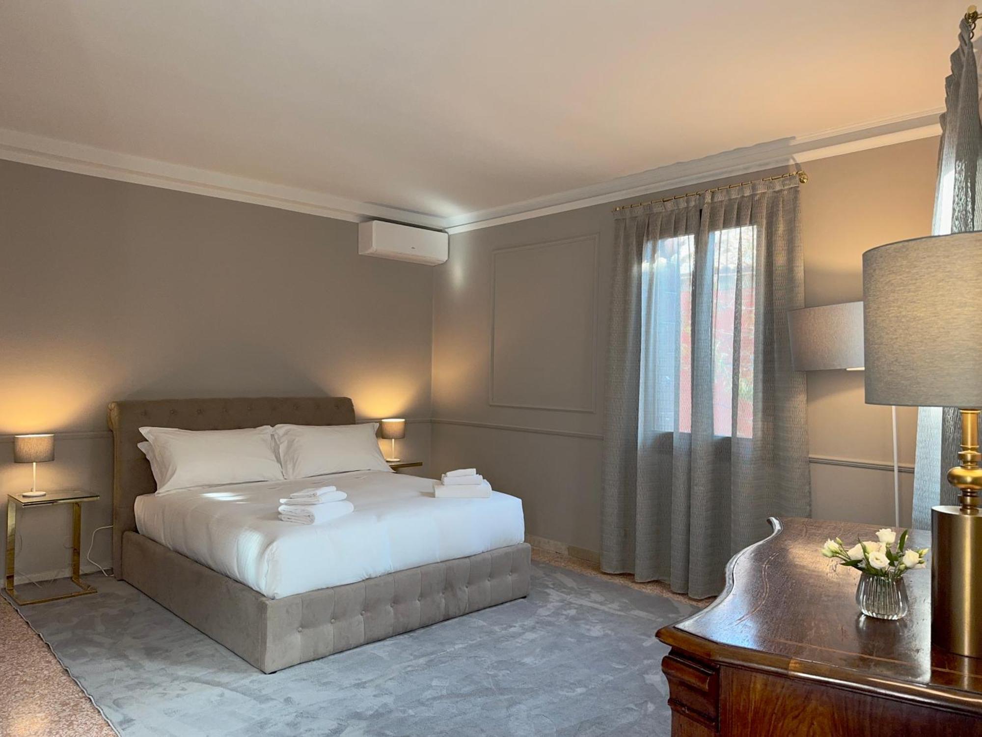 San Vio Palace Luxury Apartments Venetië Buitenkant foto