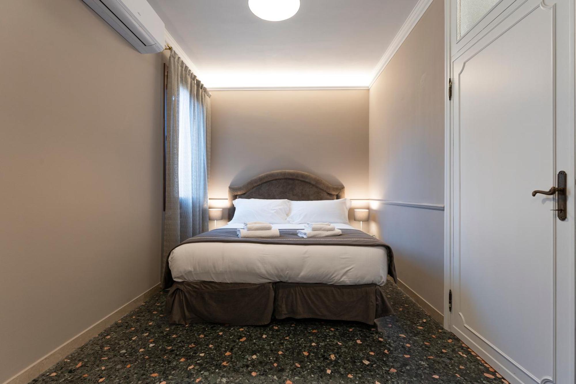 San Vio Palace Luxury Apartments Venetië Buitenkant foto