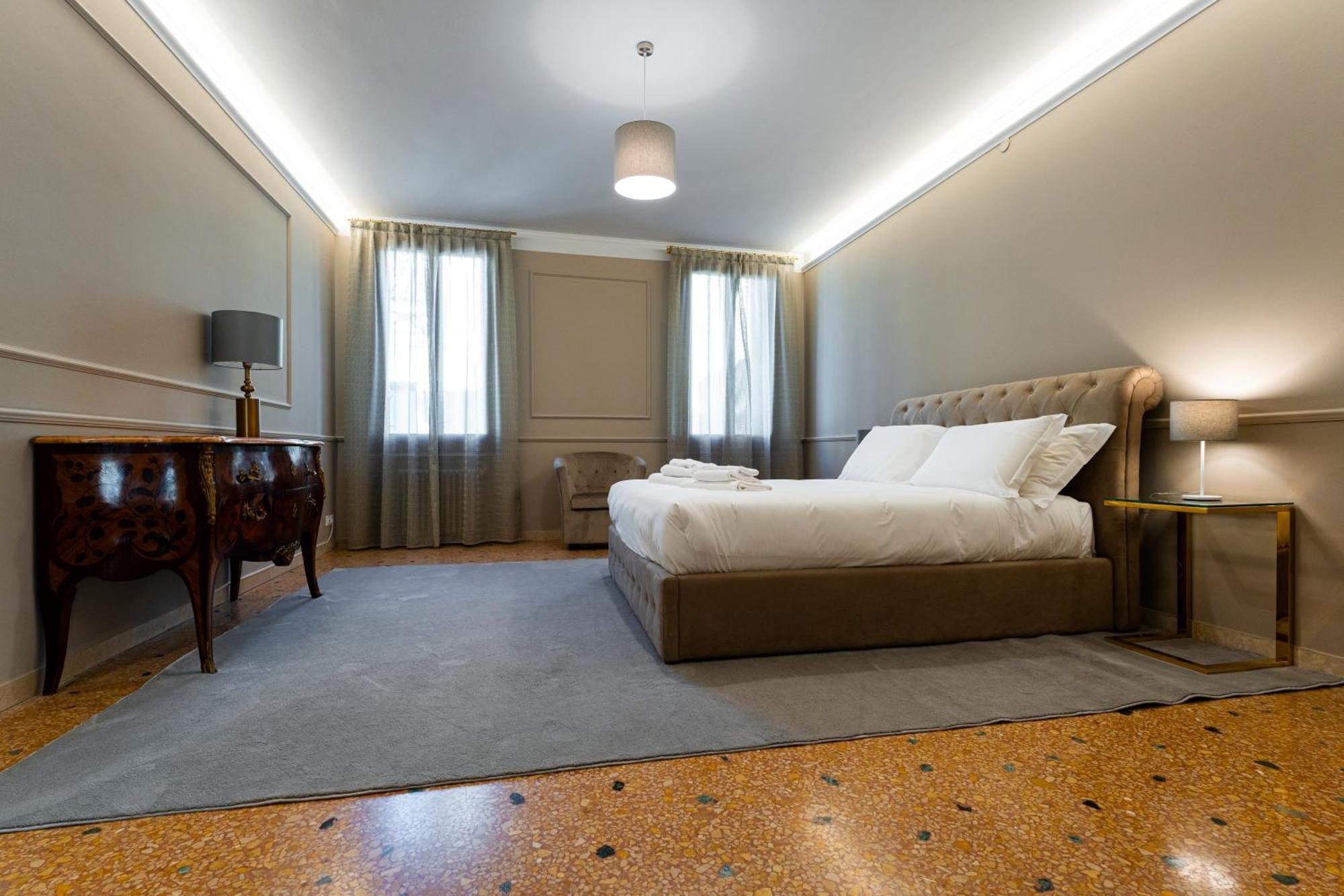 San Vio Palace Luxury Apartments Venetië Buitenkant foto
